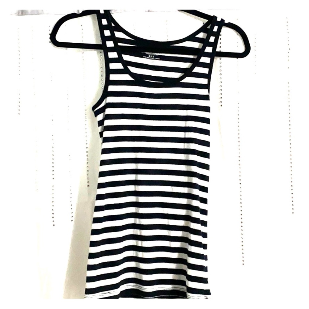 Old Navy black and white stripe